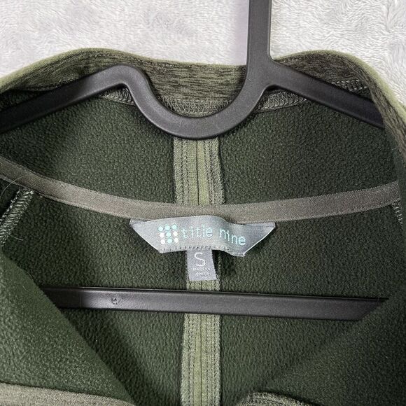 Title Nine Fleece Zip Up Jacket Women's Small Green Soft Olive Athletic Running - Picture 11 of 15